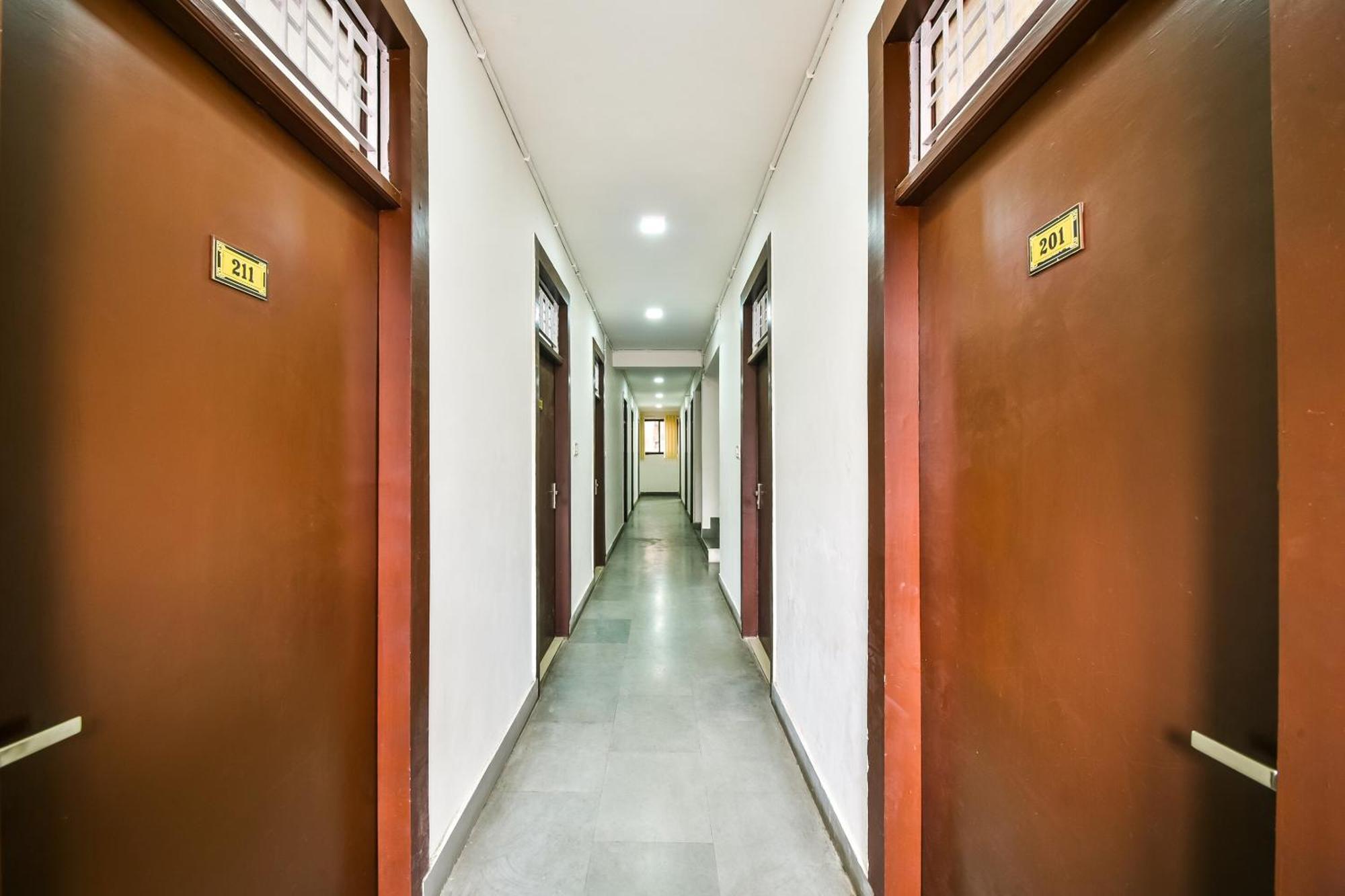 Hotel O 19660 Hotel Tirupati Residency 코타 외부 사진