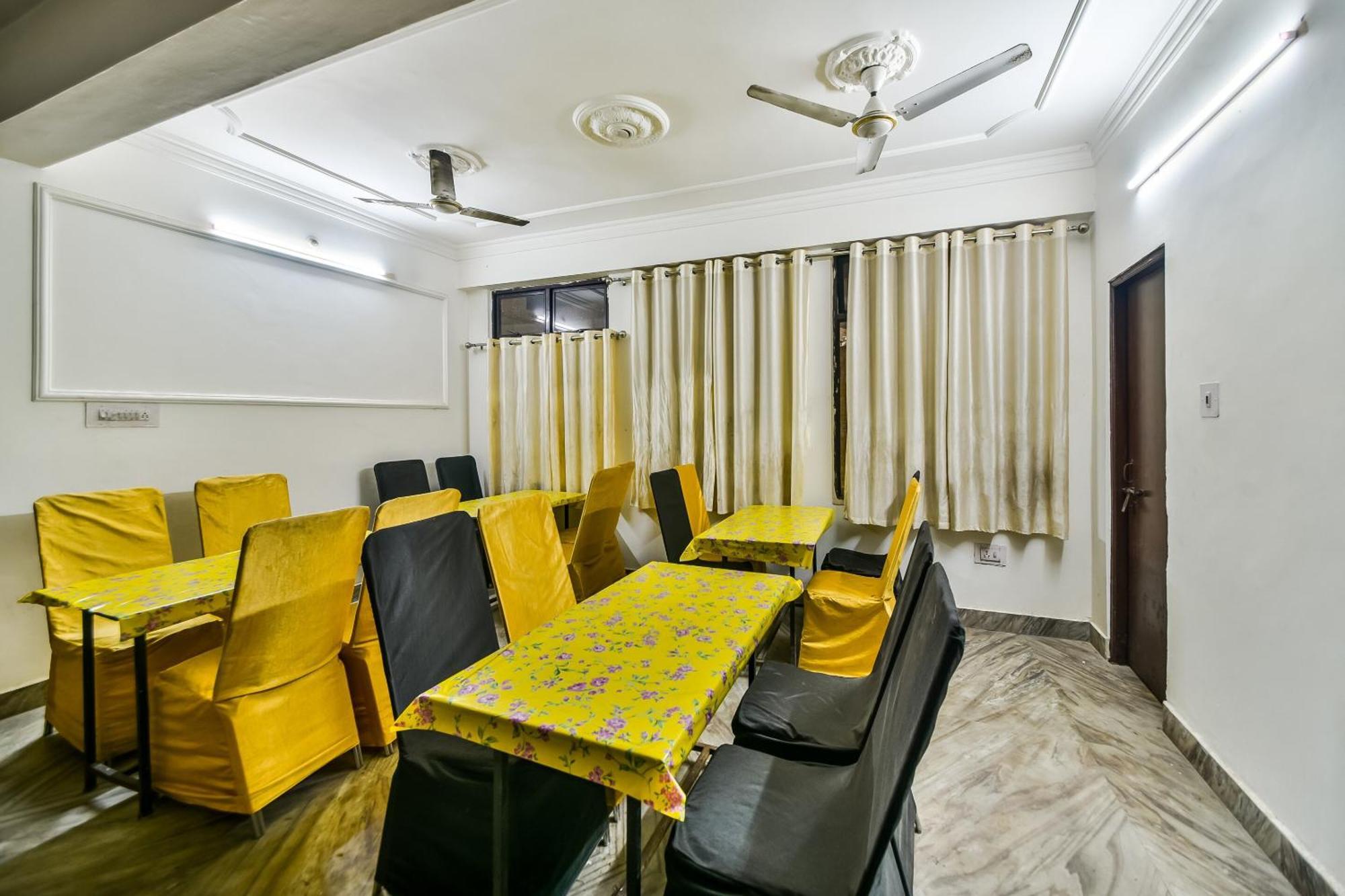 Hotel O 19660 Hotel Tirupati Residency 코타 외부 사진